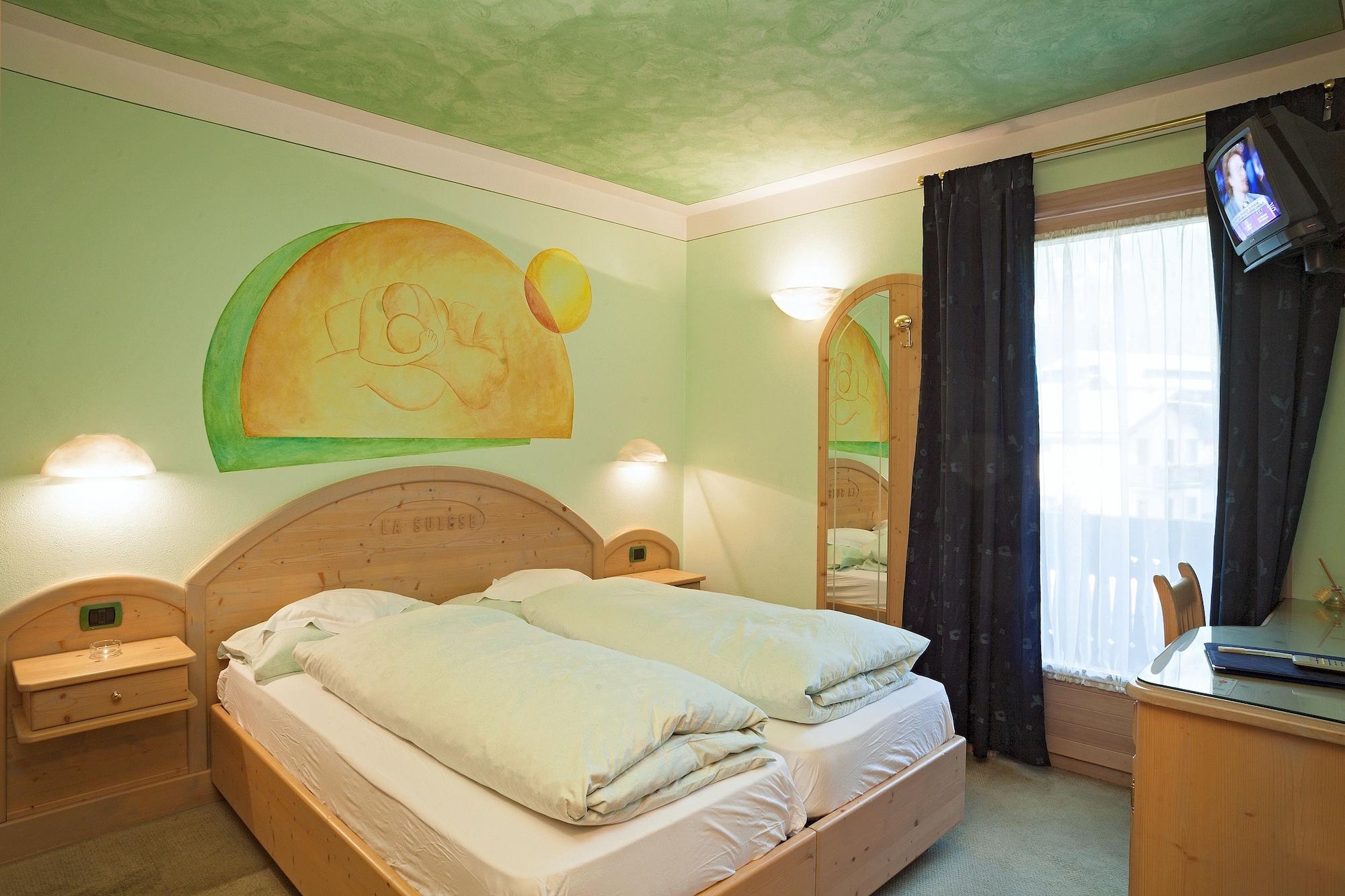 Hotel "La Suisse" Livigno Exterior photo
