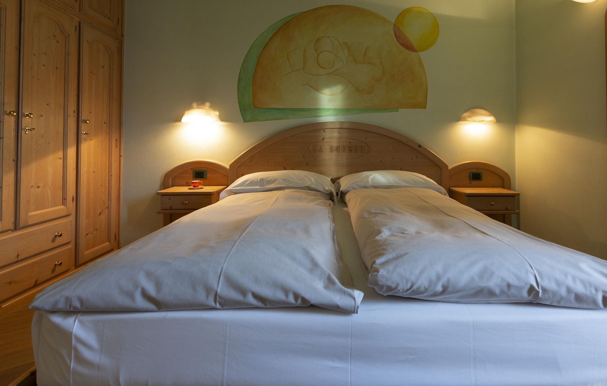 Hotel "La Suisse" Livigno Exterior photo