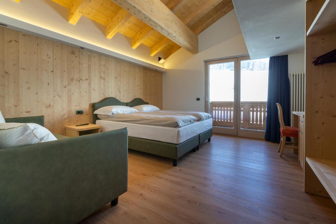 Hotel "La Suisse" Livigno Exterior photo
